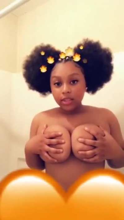 🫦Add her snap @LayLaaa327 to buy Meets, Sexting, Facetimes, Dropboxes & More 👅