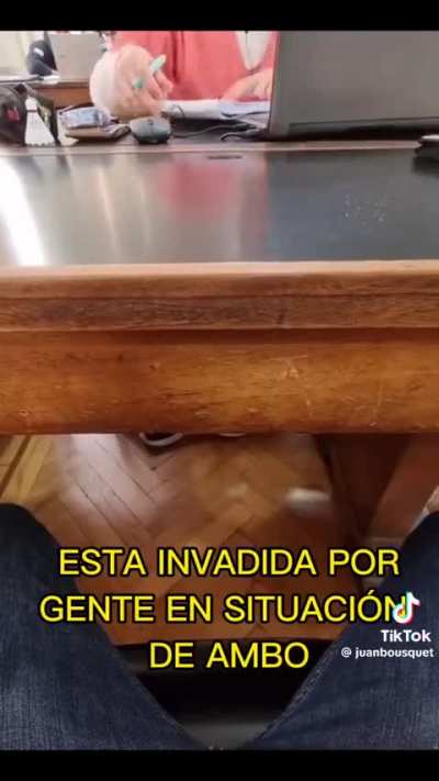 Los de la Facultad de Cs Economicas en guerra con los de Medicina.
