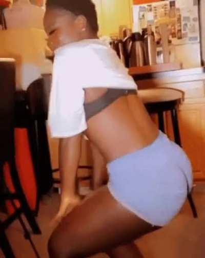 Big Booty Movin