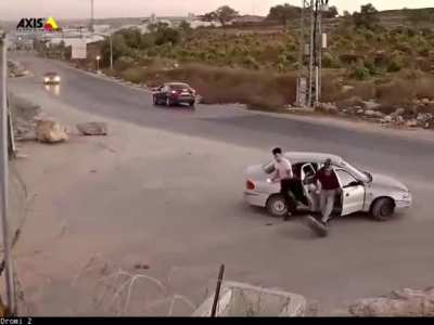 EPIC FAIL: Palestinian terrorist accidentally lights himself on fire after throwing Molotov cocktail.