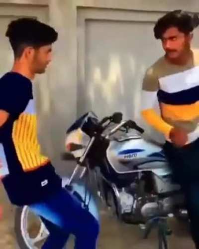 ayfon