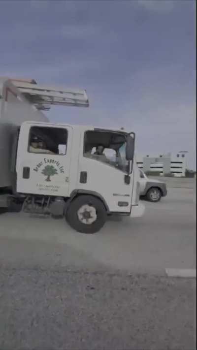 Racist man harasses landscapers for being hispanic