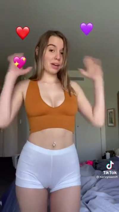 I didn’t see any hearts just a 🐫 👀