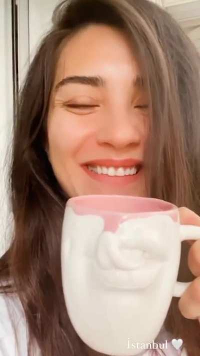 Tuba Büyüküstün Morning Coffee