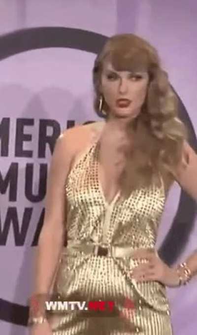 I don’t think I’ll ever get over this look. She owns the red carpet