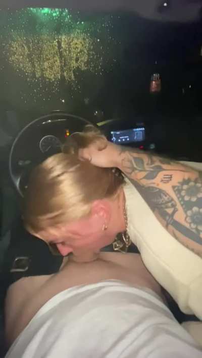 Giving him road head