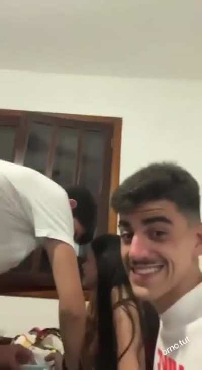 HMC while I reach for the sky.