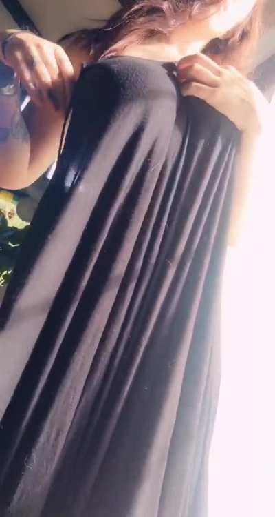 My clothes just fall right off to reveal DDDs [oc]