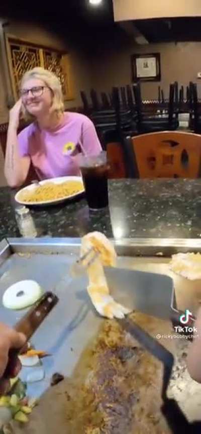 Girl gets destroyed by grill cook