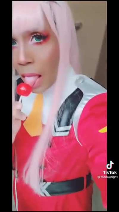 Z-ZeroTwo?! É você?! 😳👉👈
