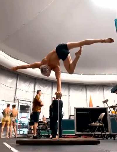 This performer nails it with his balancing capabilities and strength