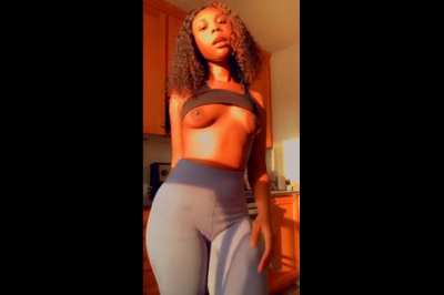 🍫 mama