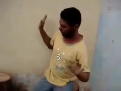 Perdeu o toba no truco!