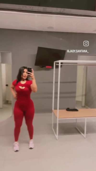 Jady Santana cavala rabuda