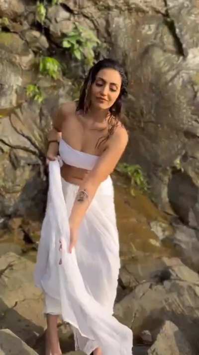 Navina Bole