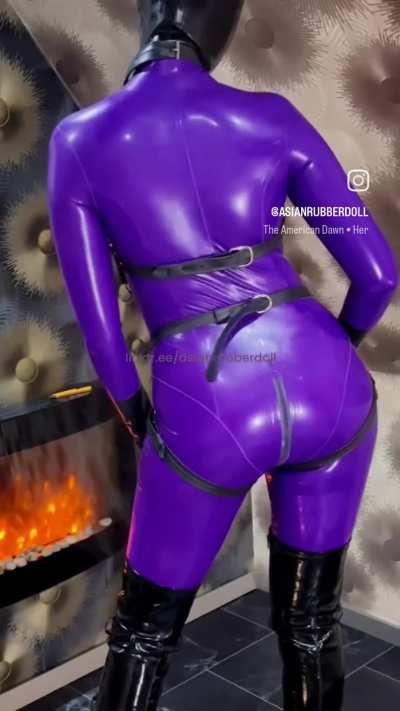 Neon latex 💜