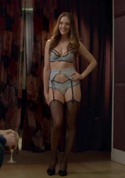 Alison Brie- WOW!