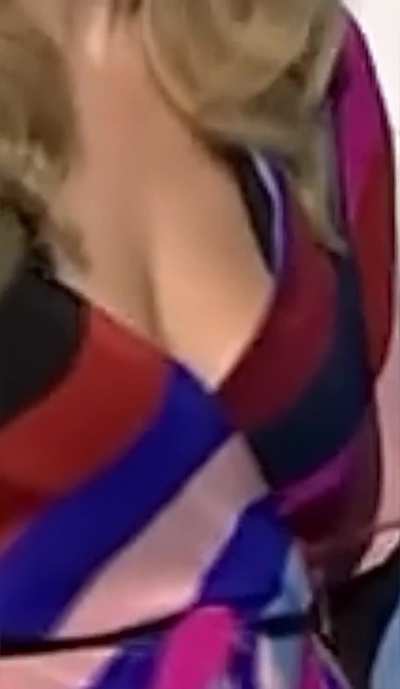 Zoomed.