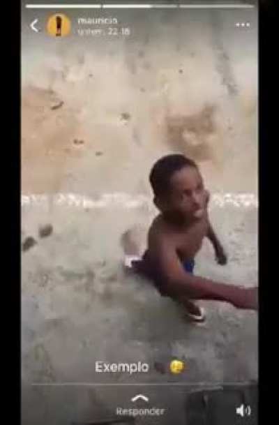 Fé nas crianças q elas são o futuro da favela