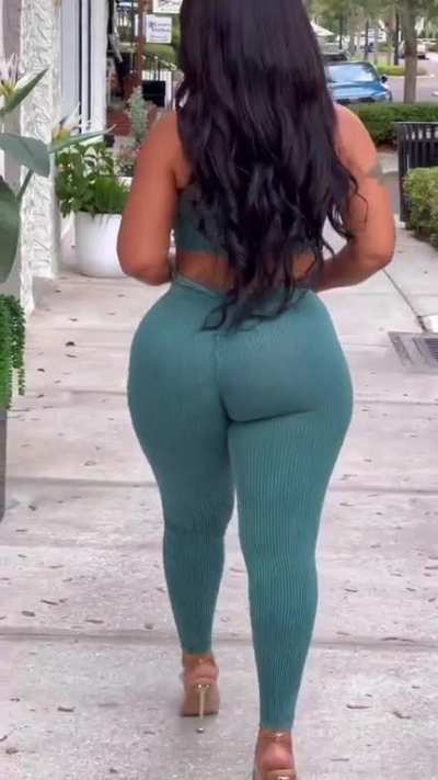 âï¸