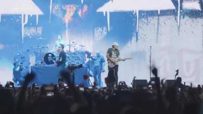 All The Small Things - Live 2023
