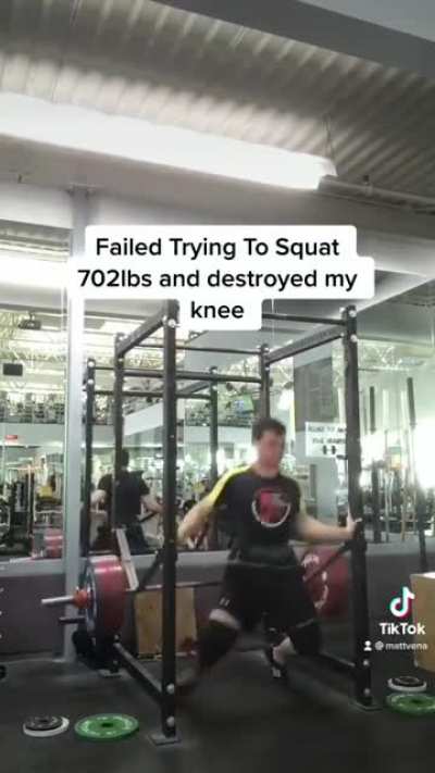 Damn RIP his knee