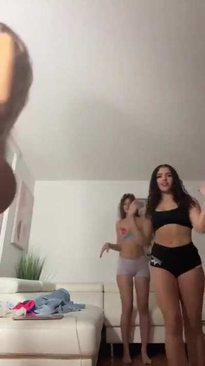 🍑🍑🤤