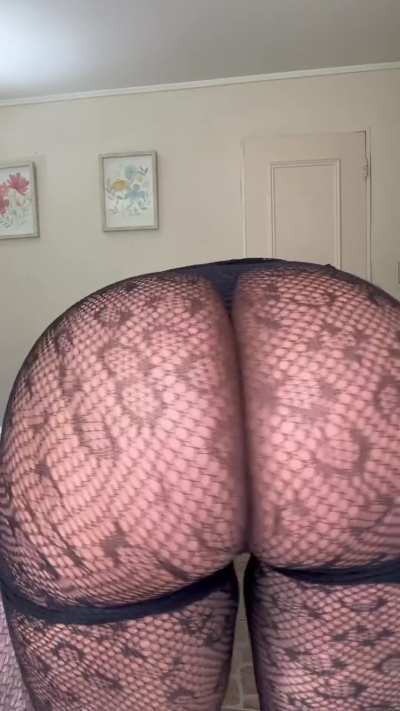 Would you eat my ass ?