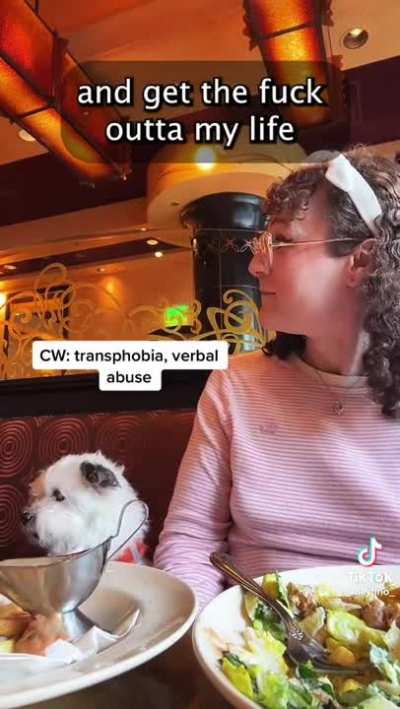 Trans person gets harassed at Cheesecake Factory