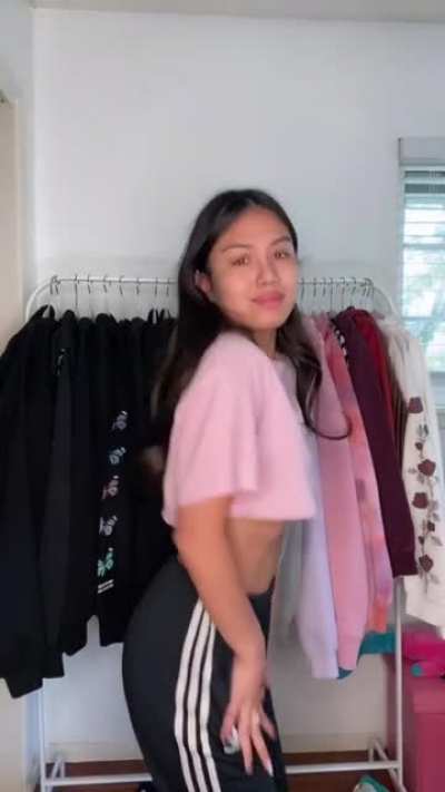 Jayka drops it