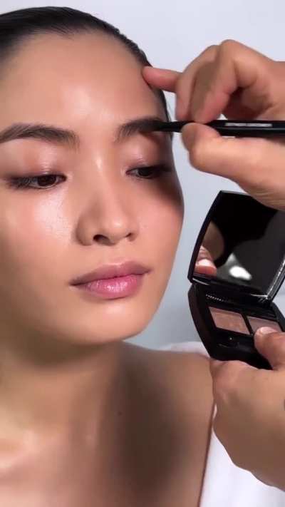 Makeup before Pachinko premiere (01/2023)