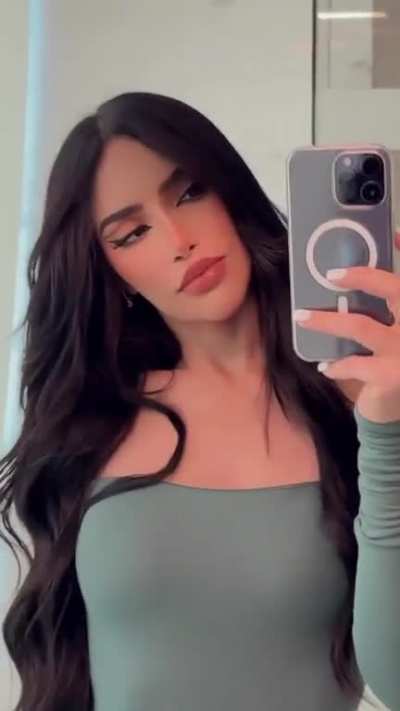 😽