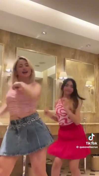 Ella Cruz & Dexie Diaz