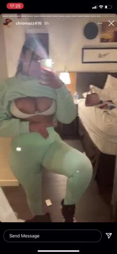 👀