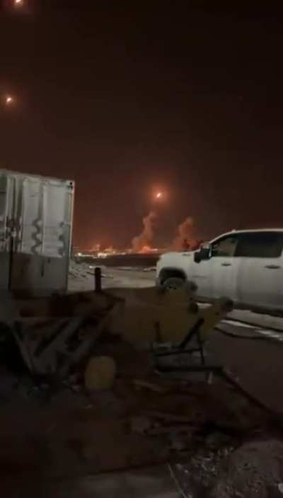 Air defense system unsuccessfully trying to engage with the Iranian ballistic missiles 