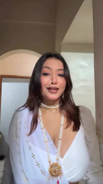Sanskari Mommy