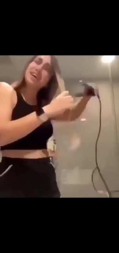 perfectlycutscreams - Video #8401