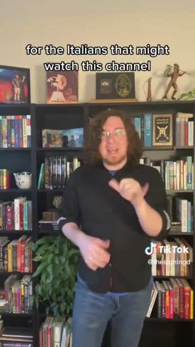 Cashier uses the wrong ASL sign for 