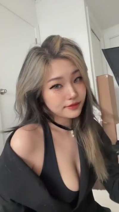 Hyoon’s new TikTok ❤️
