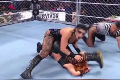 Rhea pinning Becky