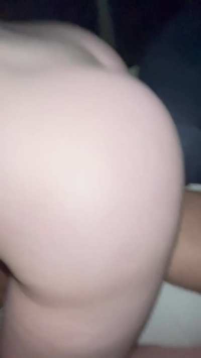 6’ 3” girl with big ass and big tits, perfect body