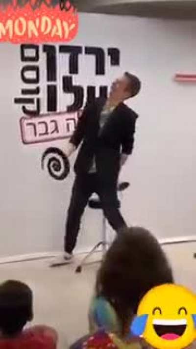 Blursed_magician