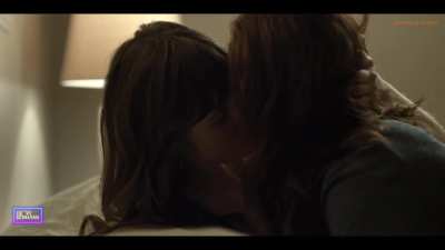 Retro Scenes: Rachel Brosnahan (23) & Kate Lyn Sheil (28) - 