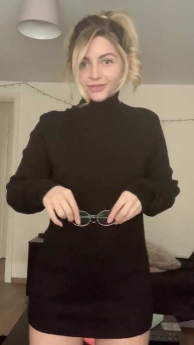 When it’s time for a dick appointment.. 🤓🖤