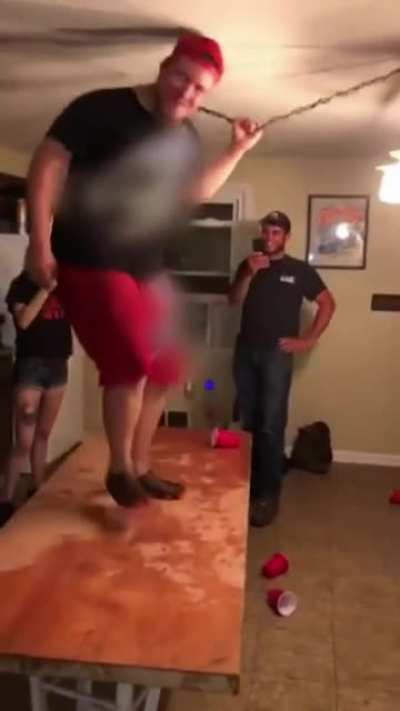 Table dancing chaos