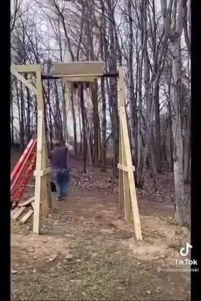 Found it on Facebook, wondering what’s going through the kids head lmao