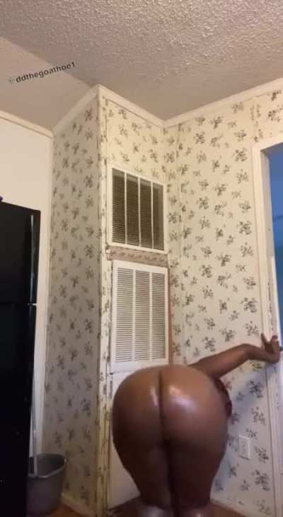 ddthegoathoe1