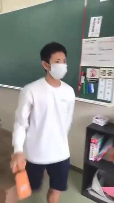 Wear mask everybody