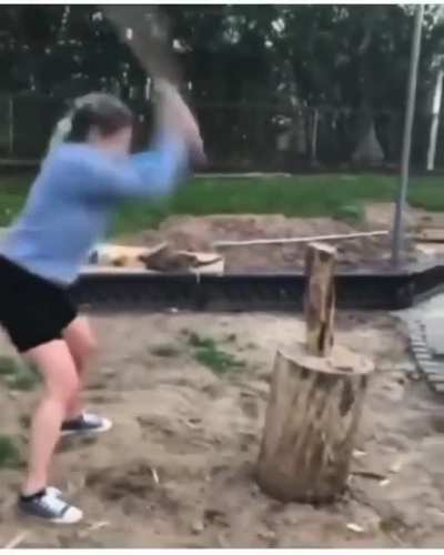 she is lucky to not get blind