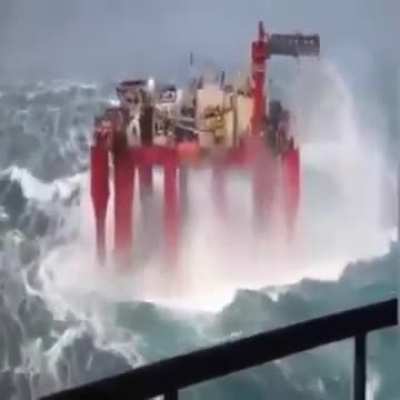So you want to work on an Oil Rig.